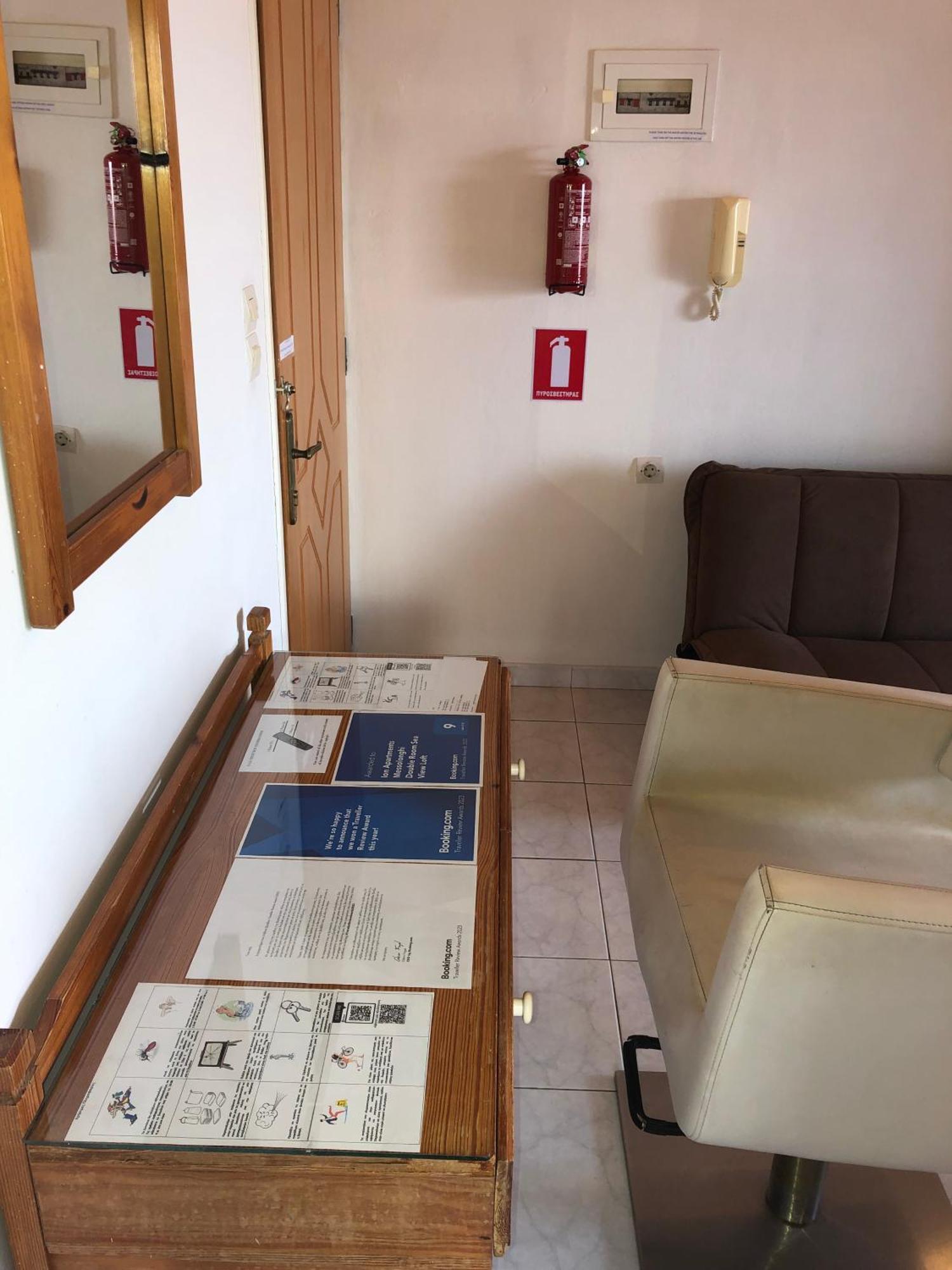 Ion Apartments Messolonghi Double Room Sea View Loft Missolonghi Bagian luar foto