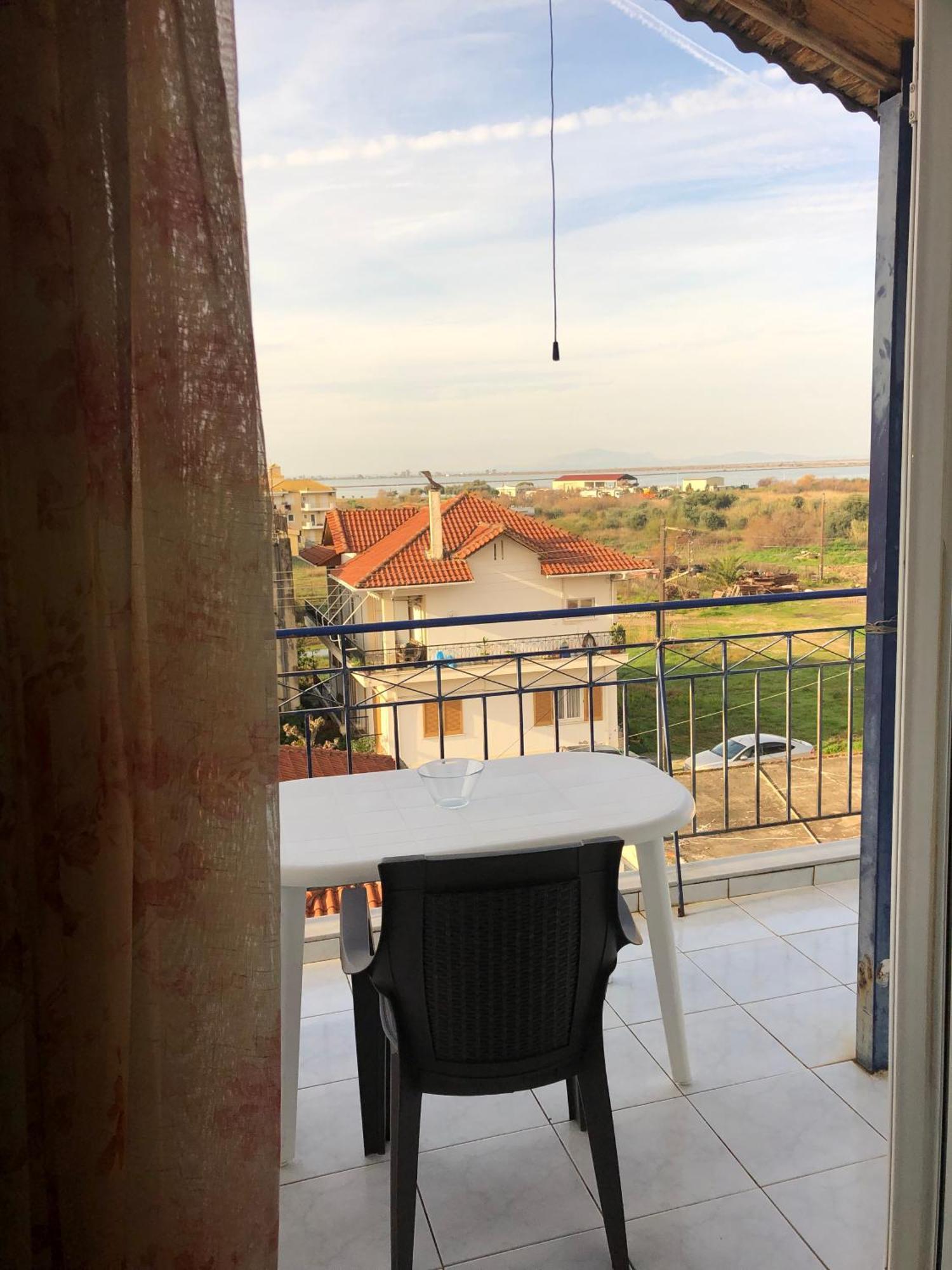 Ion Apartments Messolonghi Double Room Sea View Loft Missolonghi Bagian luar foto